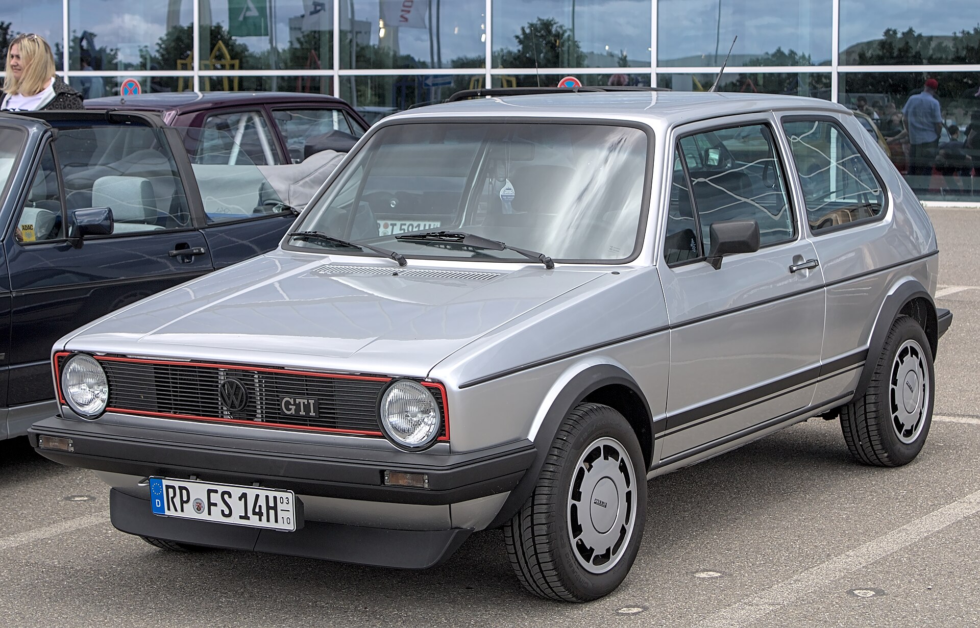 Golf I GTI Pirelli — особая серия
